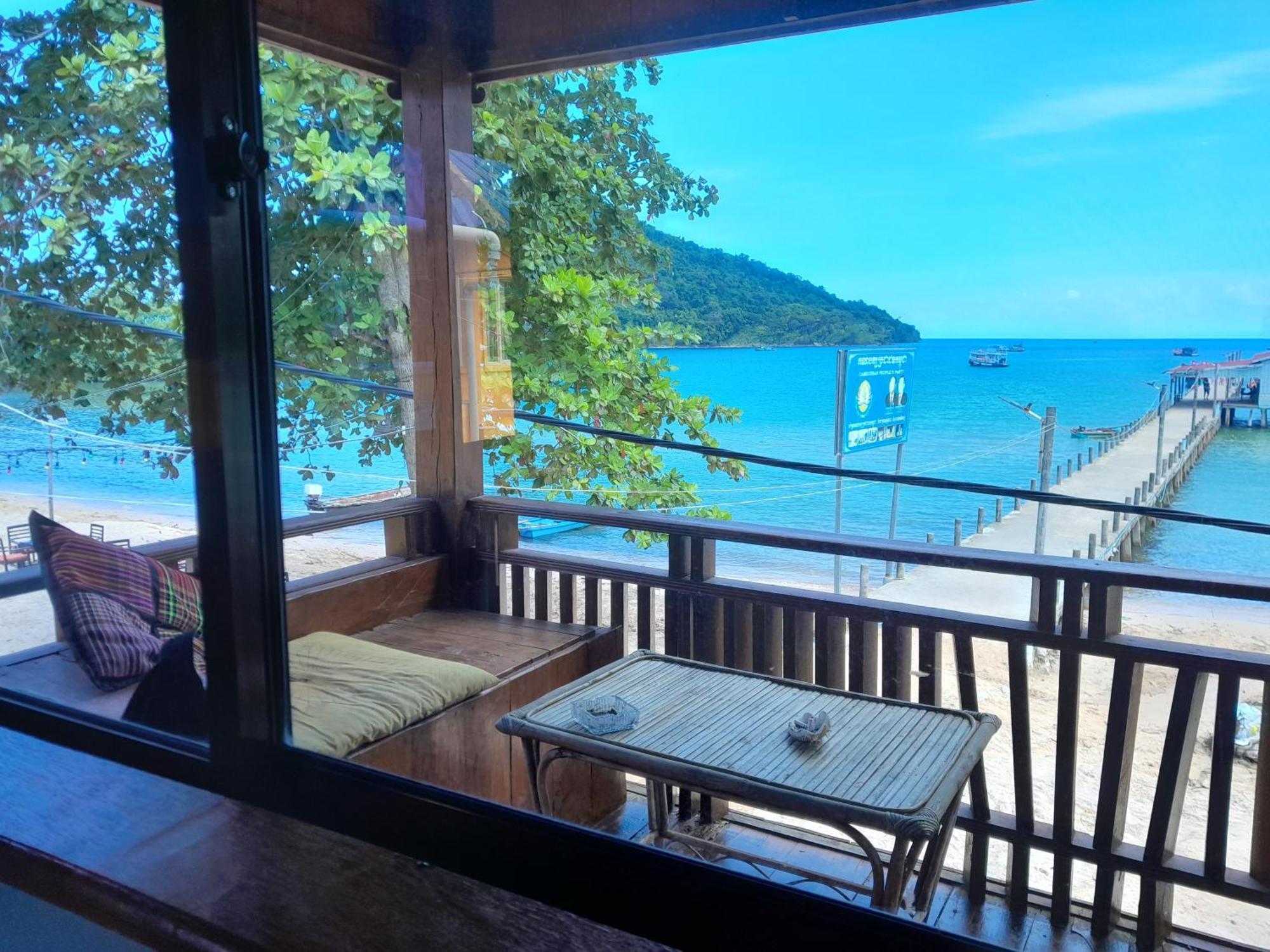 Bong'S Guesthouse M'Pai Bay Ко Ронг Санлоем Екстериор снимка