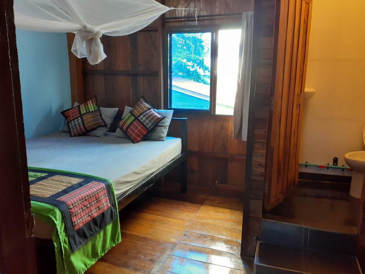 Bong'S Guesthouse M'Pai Bay Ко Ронг Санлоем Екстериор снимка